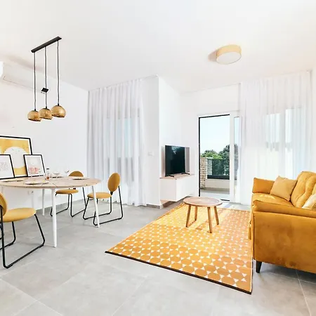 San Maris 2 Apartment