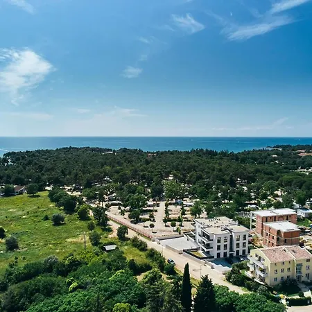 San Maris 2 Apartment