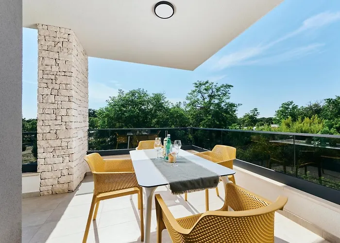 San Maris 2 Apartamento