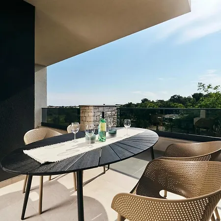 San Maris 2 Apartamento *